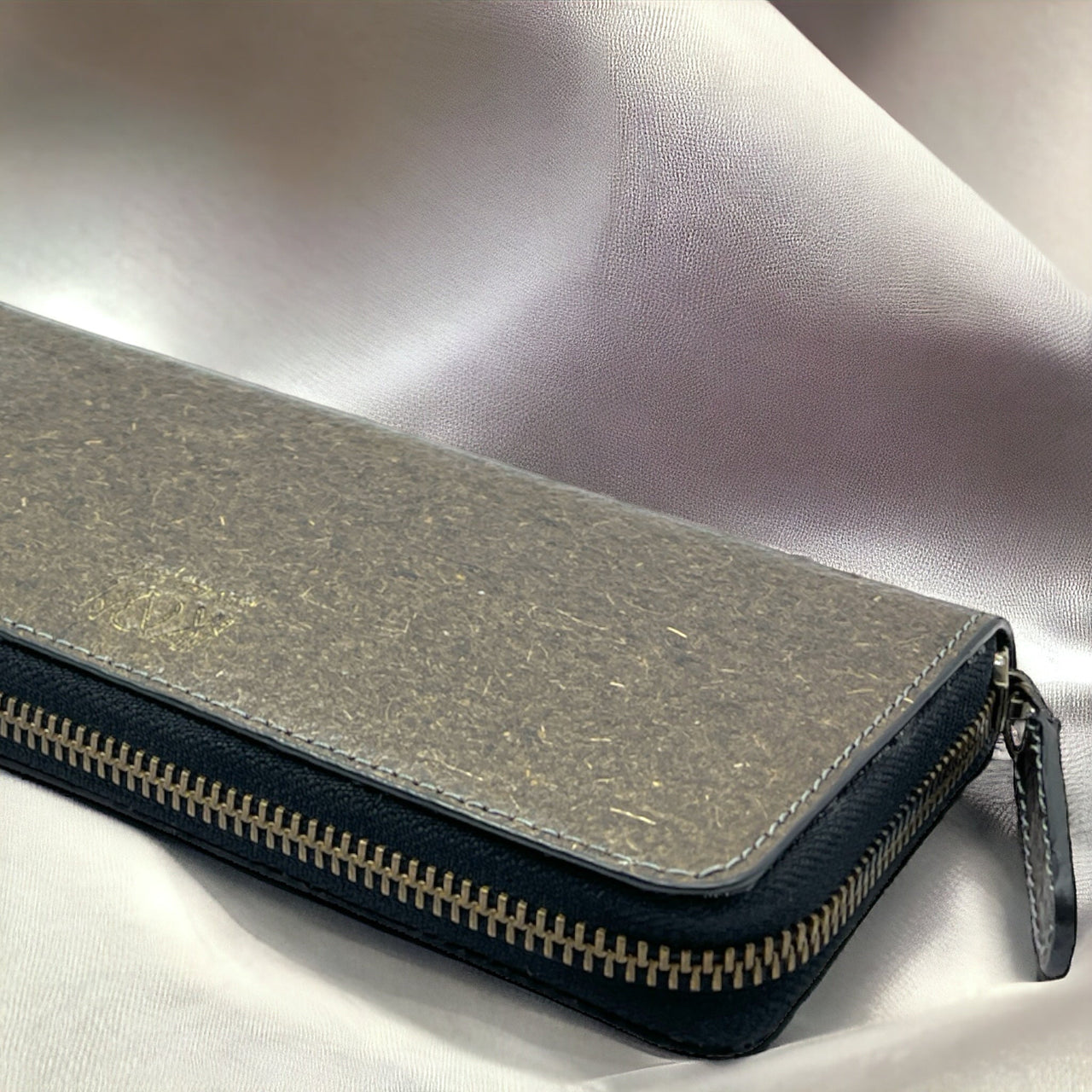 Kochi | Coconut Leather Long Zip Wallet - Ash Grey-1