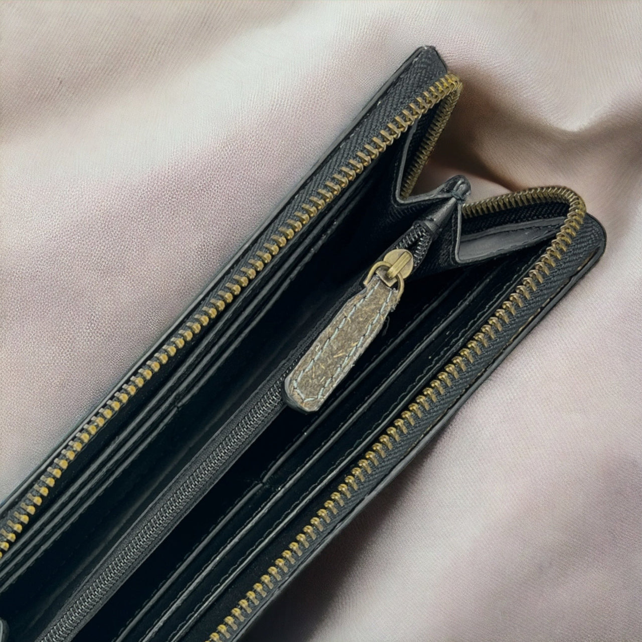 Kochi | Coconut Leather Long Zip Wallet - Ash Grey-2