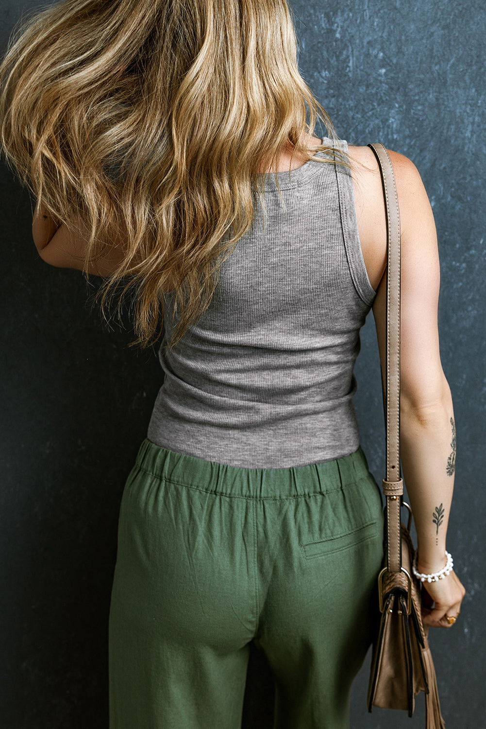 Grey Basic Ribbed Knit Tank Top-1