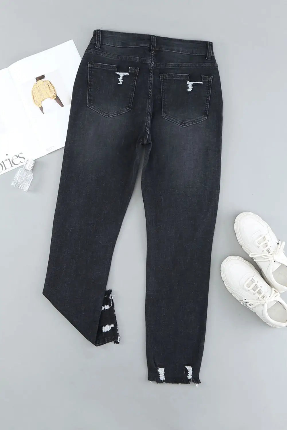 Black Distressed Boyfriend Denim Pants-8