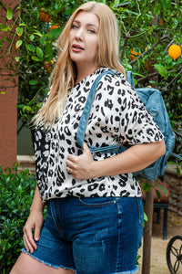 Thumbnail for Black Plus Size Contrast Leopard Half Sleeve Blouse-5