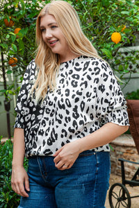 Thumbnail for Black Plus Size Contrast Leopard Half Sleeve Blouse-3