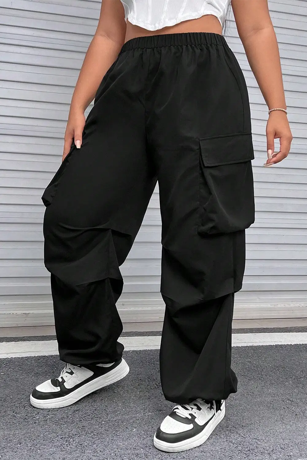 Black Plus Size Flap Pocket Elastic Waist Cargo Pants-4