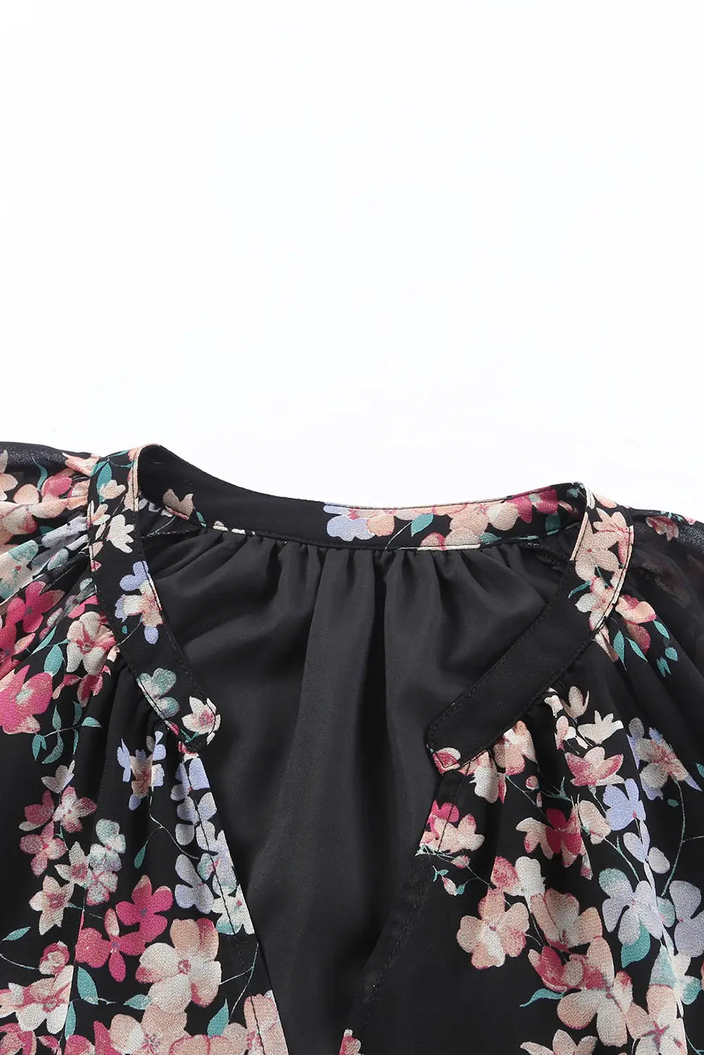 Black Plus Size Floral Print Lace Splicing Short Sleeve Blouse-19