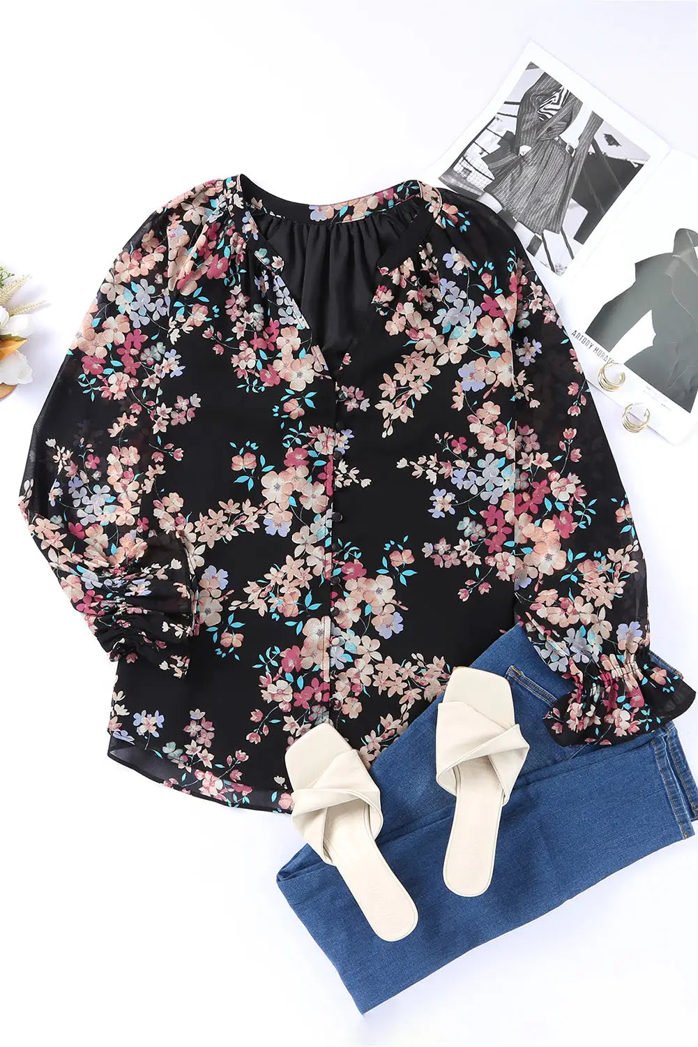 Black Plus Size Floral Print Lace Splicing Short Sleeve Blouse-15