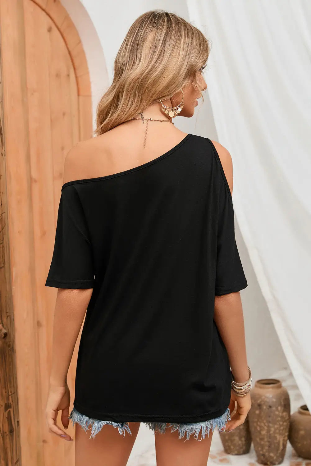 Black Solid Asymmetrical Neck Loose Casual T-Shirt-1