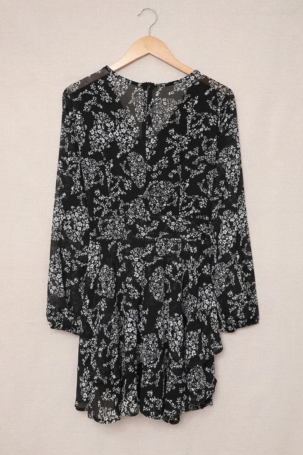 Black V Neck Baggy Sleeve Waist Tie Double Layer Ruffle Hem Leopard Print Dress-27