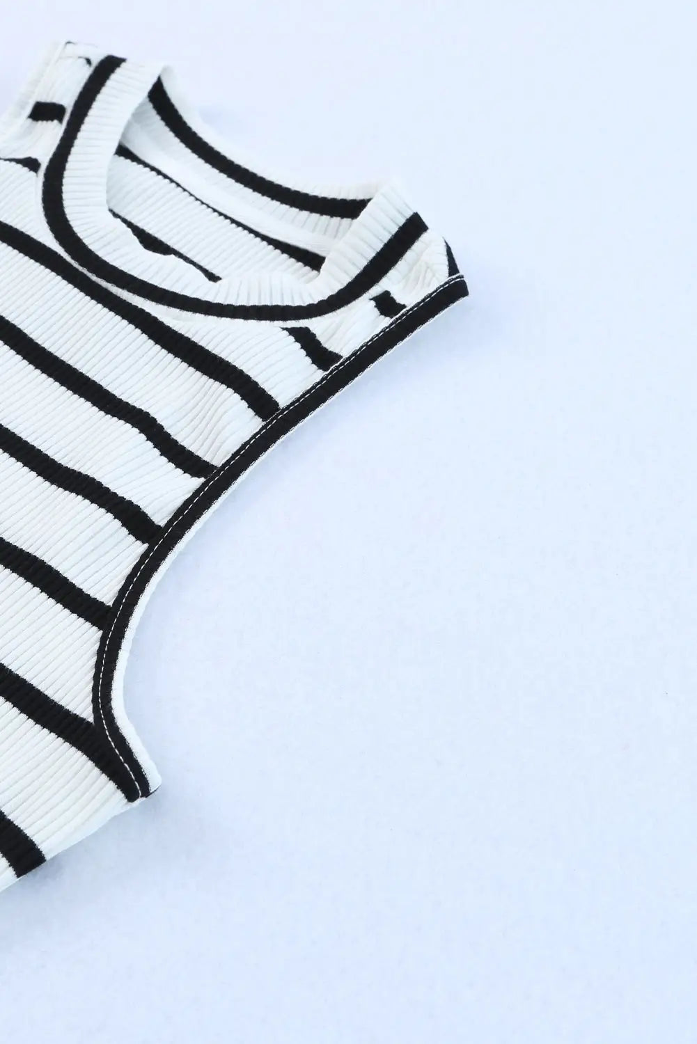 White Striped Print Ribbed O-neck Sleeveless Top-6