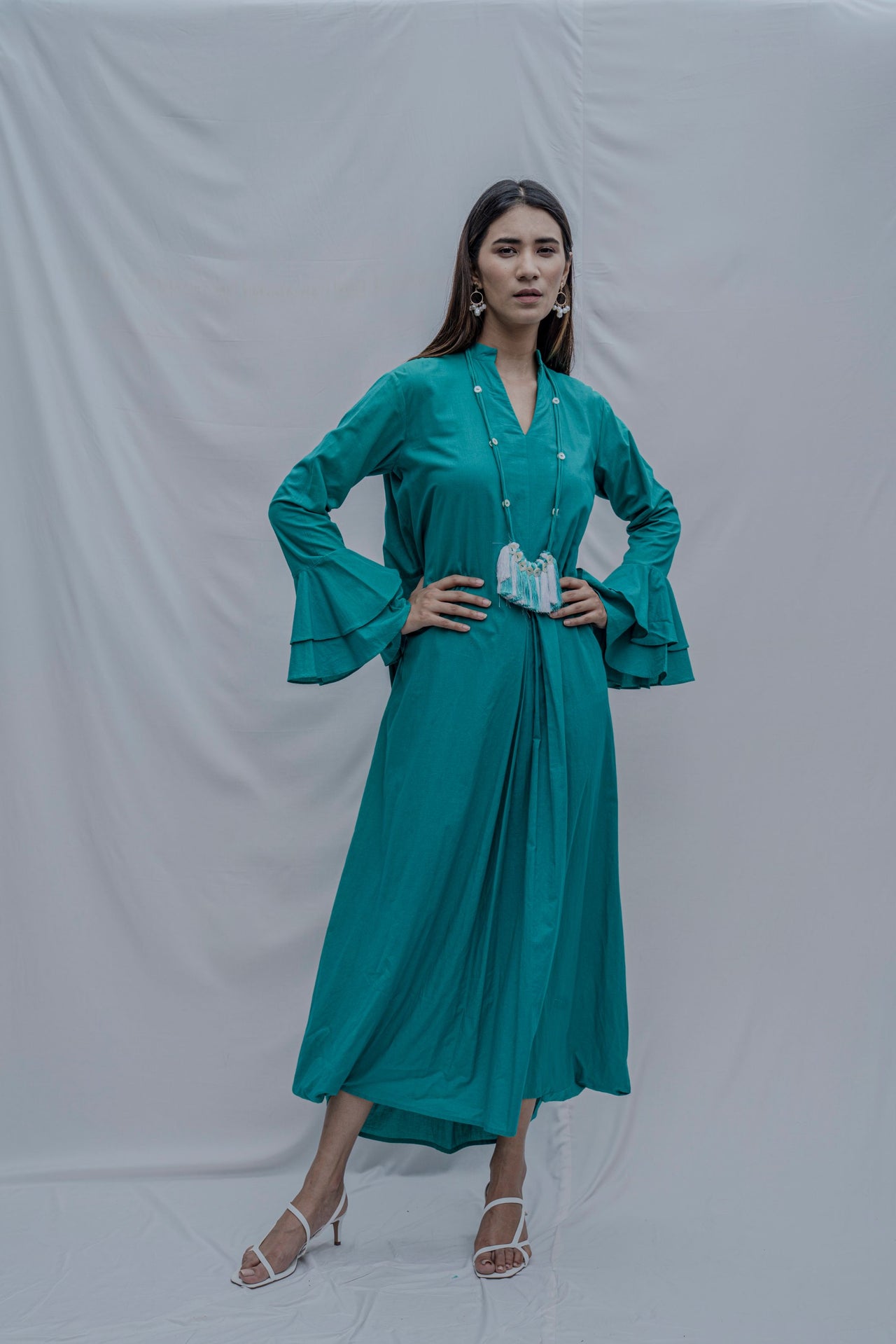 Front Pleated dress with bell sleeves in Turquoise